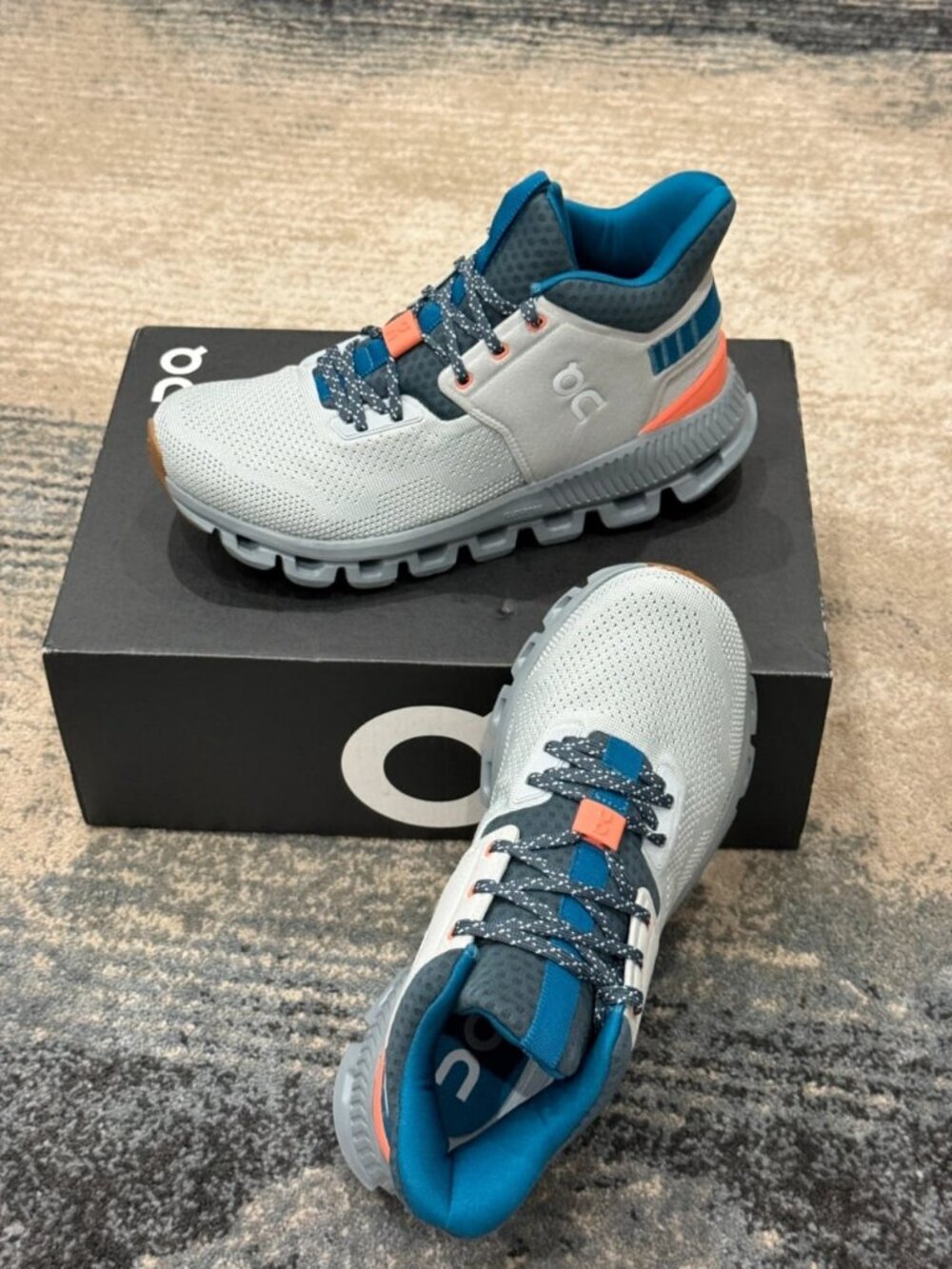 On Cloud Cloud Hi Edge Glacier Shadow Running Shoes Women's US 7